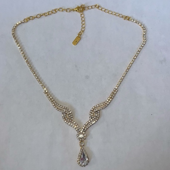 Christina Collection NWOT - Womens Gold Toned and Crystal Necklace - Picture 2 of 6